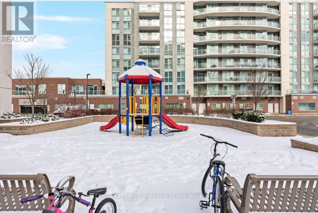 909 - 2150 Lawrence Avenue E, Toronto, ON - Outdoor With Balcony