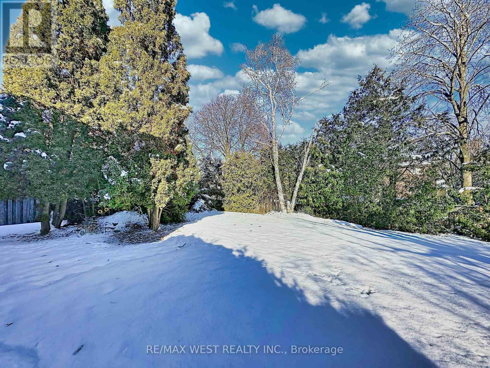 20 Foxwood Grove, Toronto, ON - Outdoor