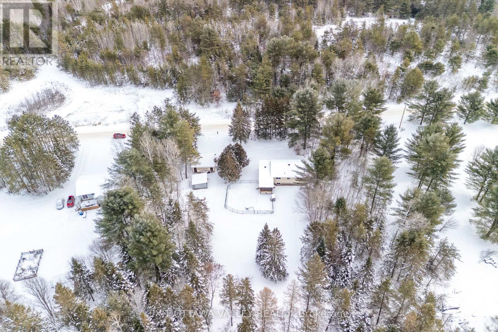 1251 Wylie Road, Laurentian Hills, ON - Outdoor With View