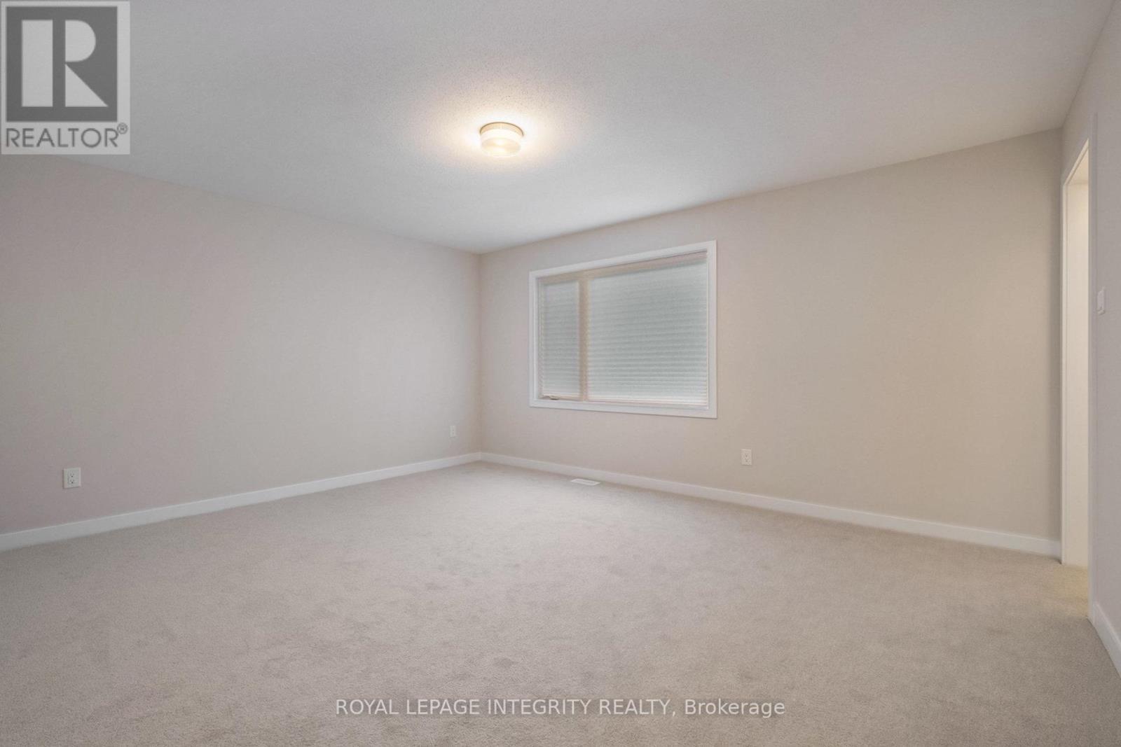 623 Alopex Row, Ottawa, ON - Indoor Photo Showing Other Room