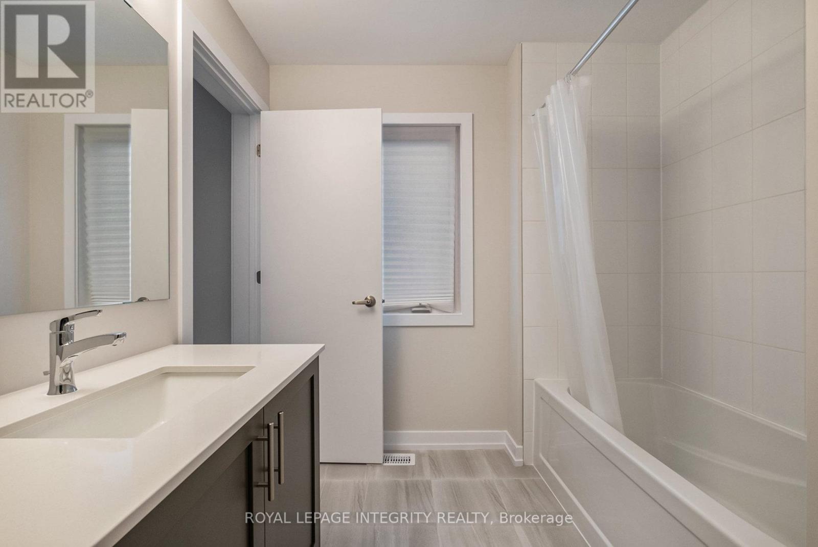 623 Alopex Row, Ottawa, ON - Indoor Photo Showing Bathroom