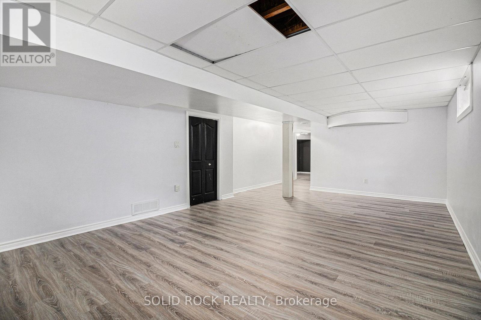 2121 Valin Street, Ottawa, ON - Indoor Photo Showing Other Room