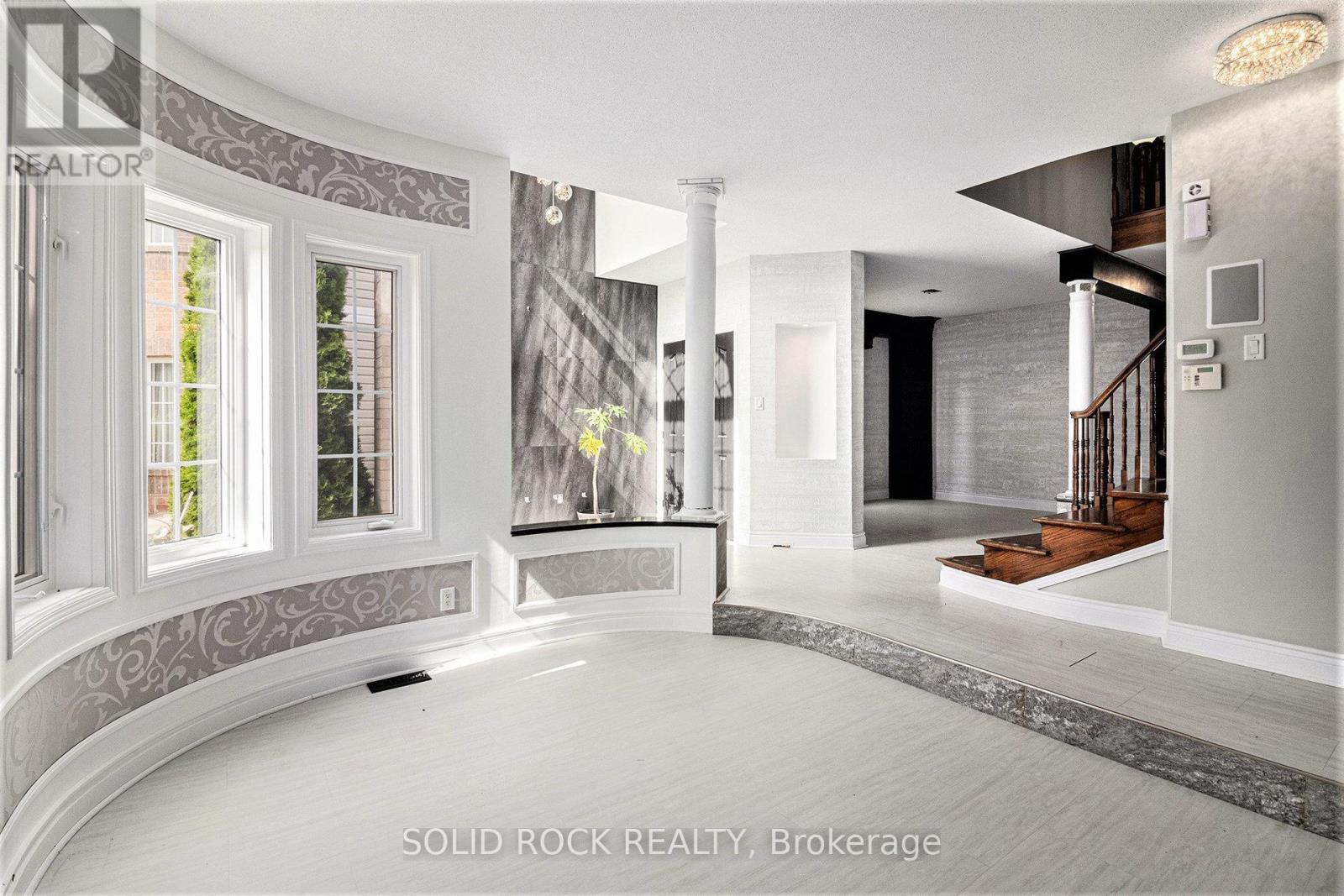 2121 Valin Street, Ottawa, ON - Indoor Photo Showing Other Room