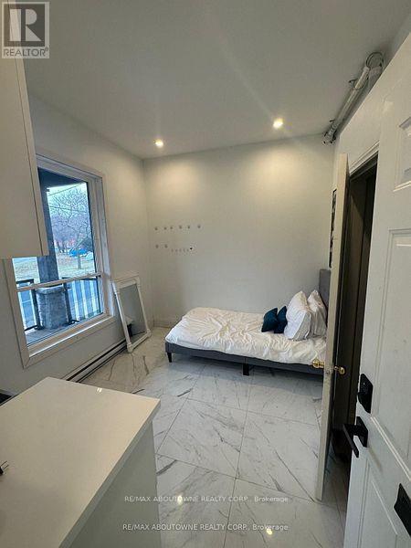 66 Wellington Street S, Hamilton, ON - Indoor