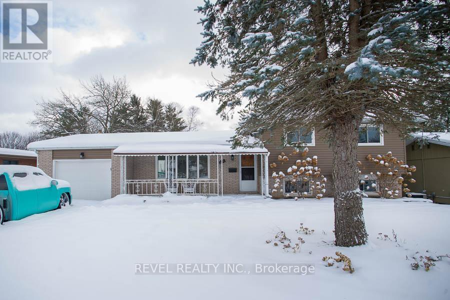 104 Hillside Avenue, Norfolk, ON - Outdoor