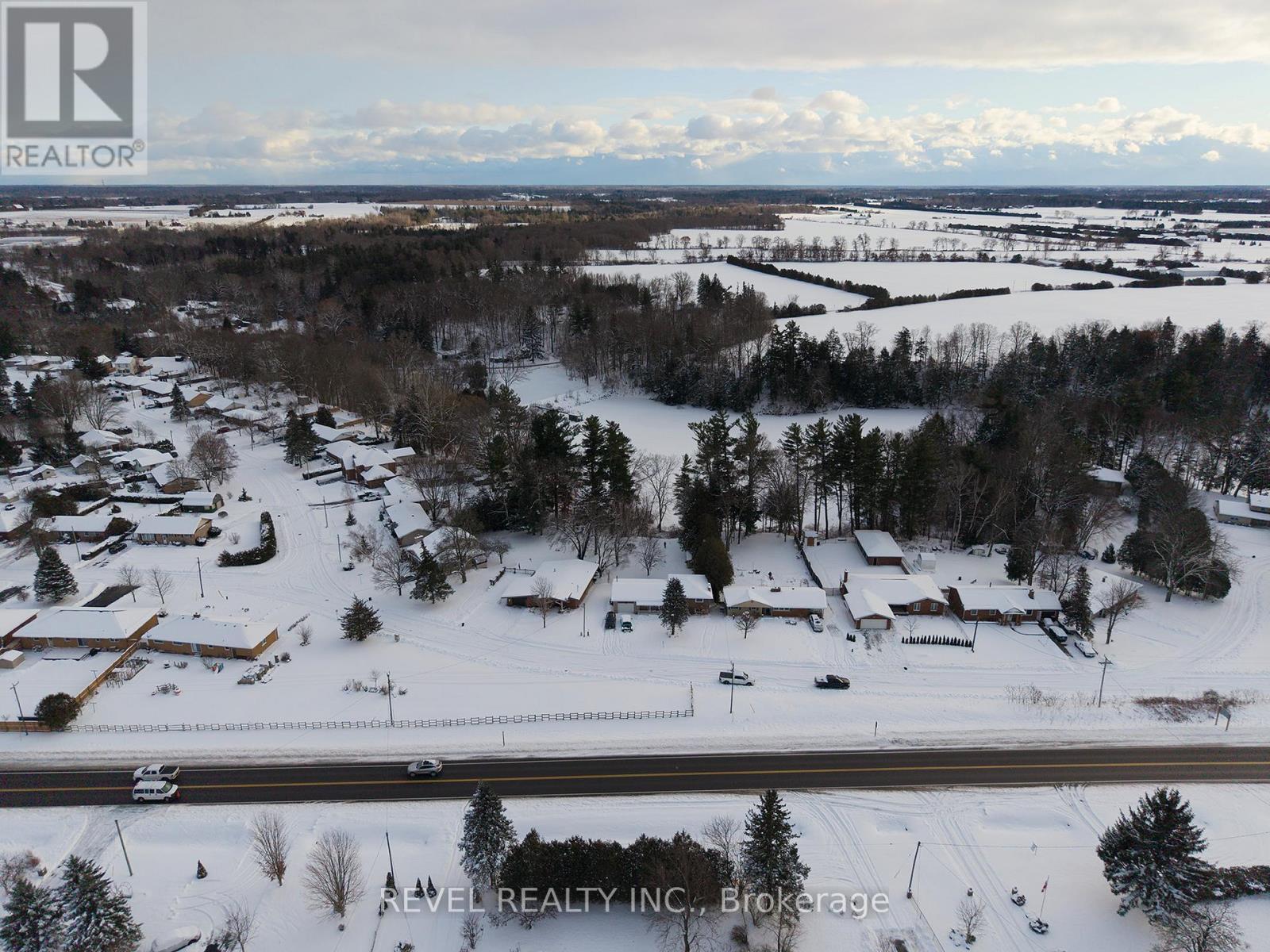 104 Hillside Avenue, Norfolk, ON - Outdoor With View
