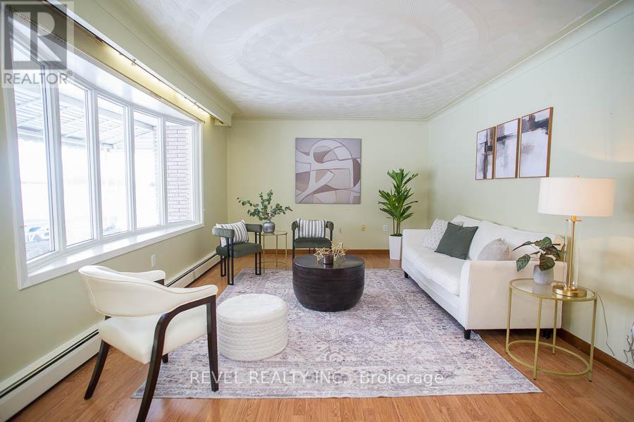 104 Hillside Avenue, Norfolk, ON - Indoor