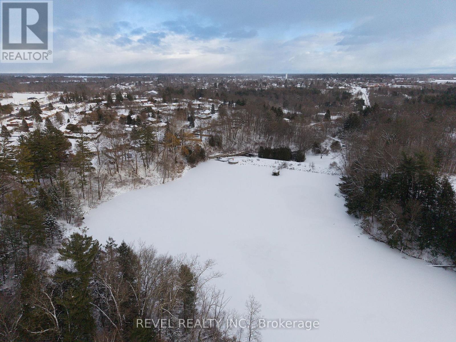 104 Hillside Avenue, Norfolk, ON - Outdoor With View
