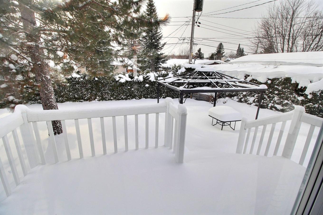 Cour - 1055 Av. Des Érables, Val-D'Or, QC - Outdoor