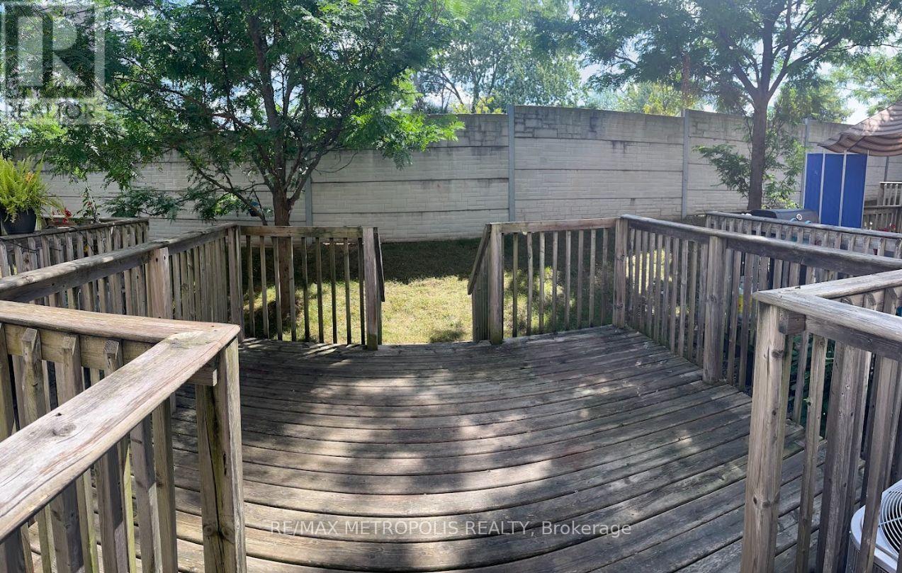 B10 - 155 Highland Crescent, Kitchener, ON - Outdoor With Deck Patio Veranda With Exterior