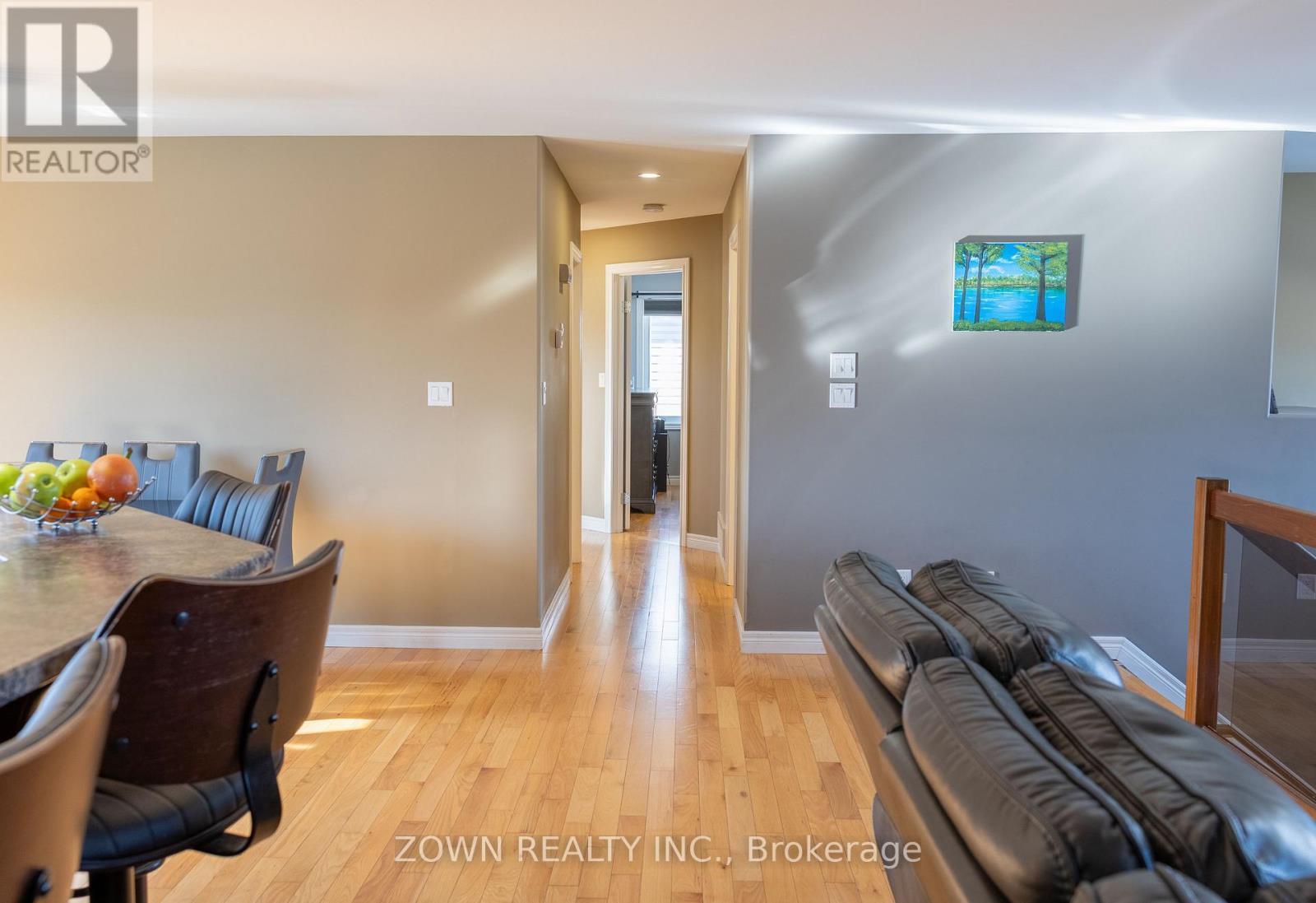 1433 Girard Drive, Lakeshore, ON - Indoor Photo Showing Other Room