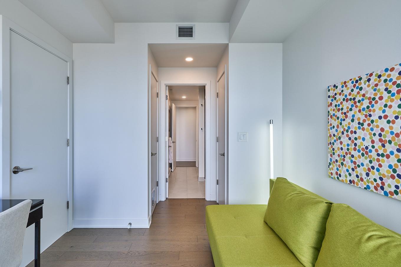 Chambre à coucher - 4502-1188 Rue St-Antoine O., Montréal (Ville-Marie), QC - Indoor Photo Showing Other Room