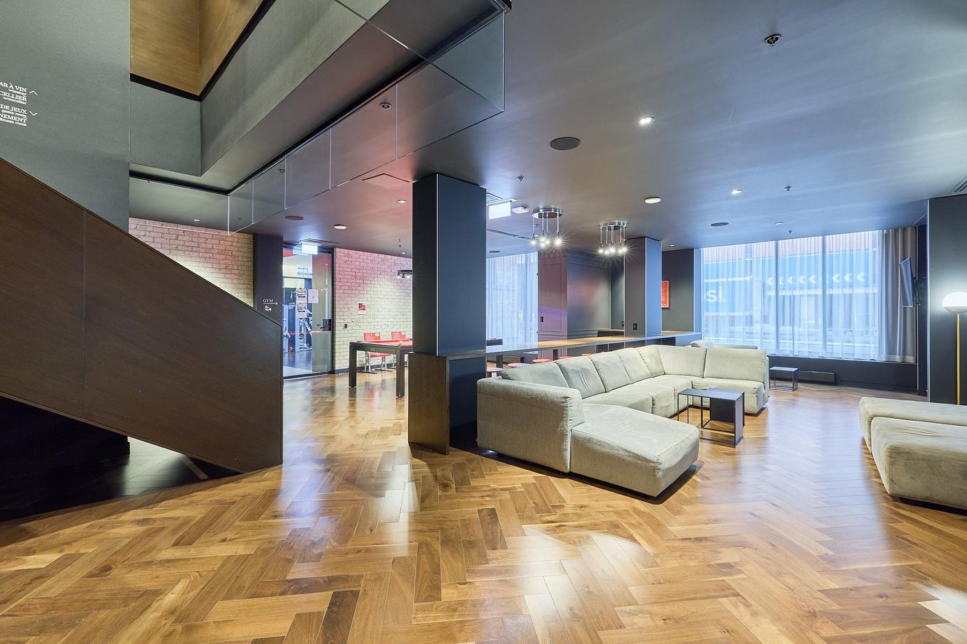 Salle de jeux - 4502-1188 Rue St-Antoine O., Montréal (Ville-Marie), QC - Indoor