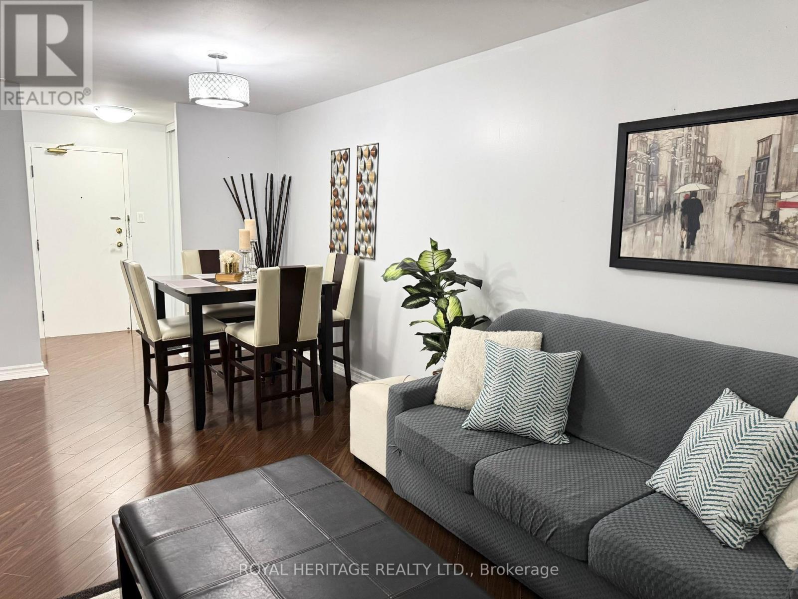 622 - 11753 Sheppard Avenue E, Toronto, ON - Indoor