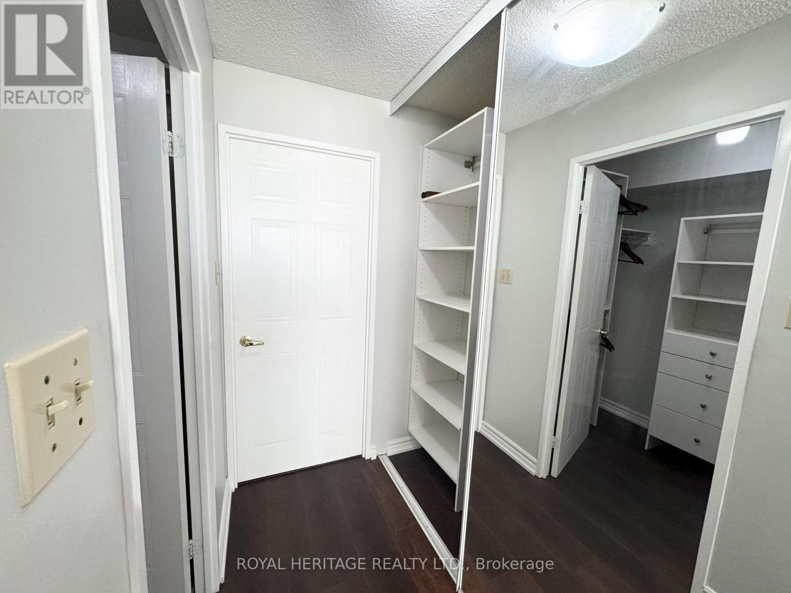 622 - 11753 Sheppard Avenue E, Toronto, ON - Indoor