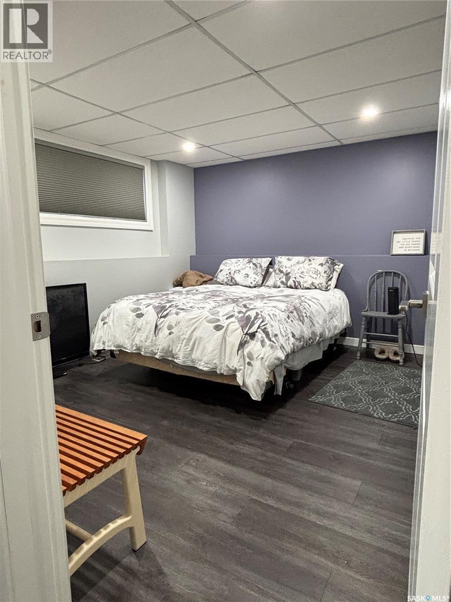 1621 Blackwood Drive, Prince Albert, SK - Indoor Photo Showing Bedroom