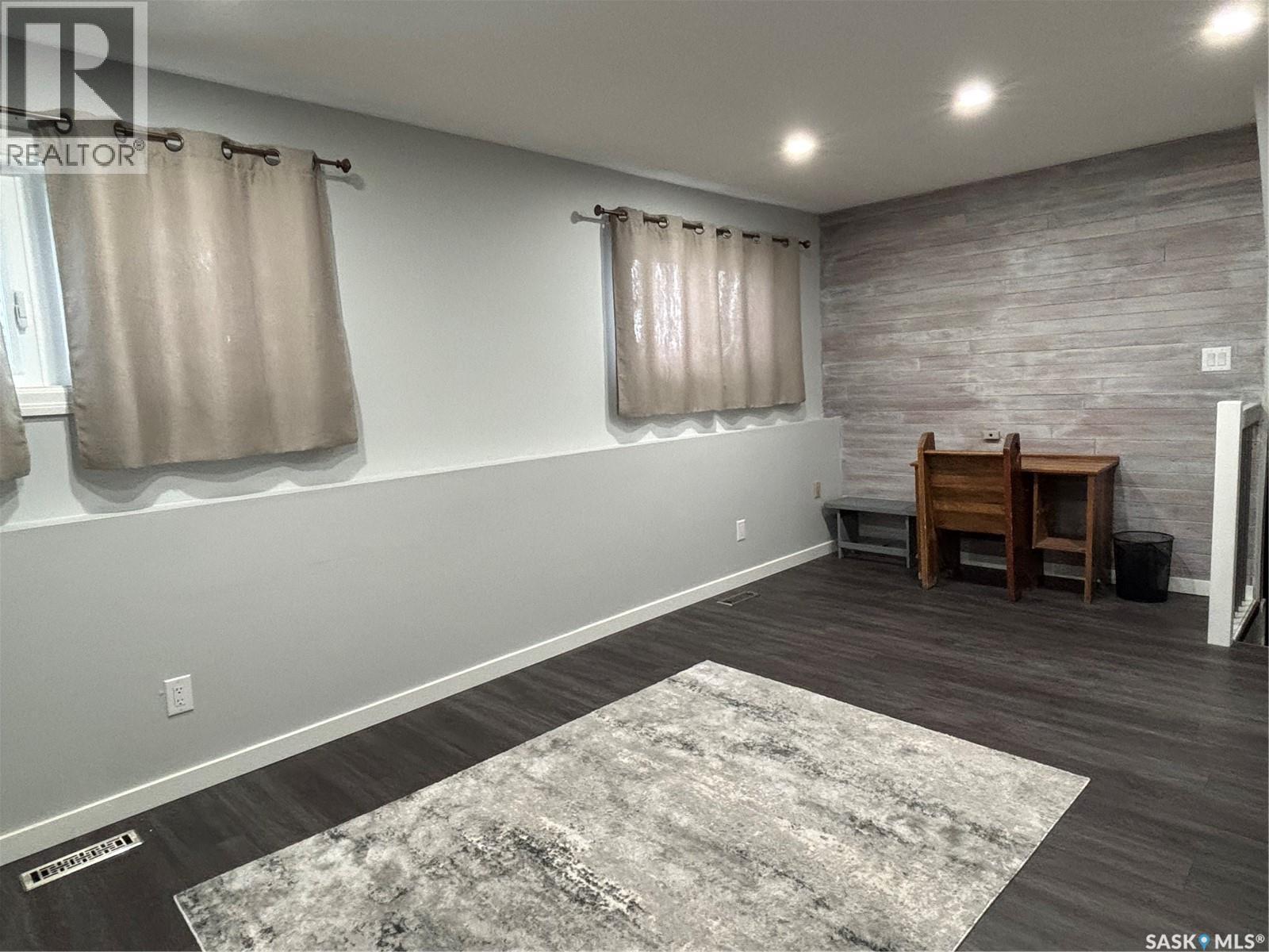 1621 Blackwood Drive, Prince Albert, SK - Indoor Photo Showing Other Room