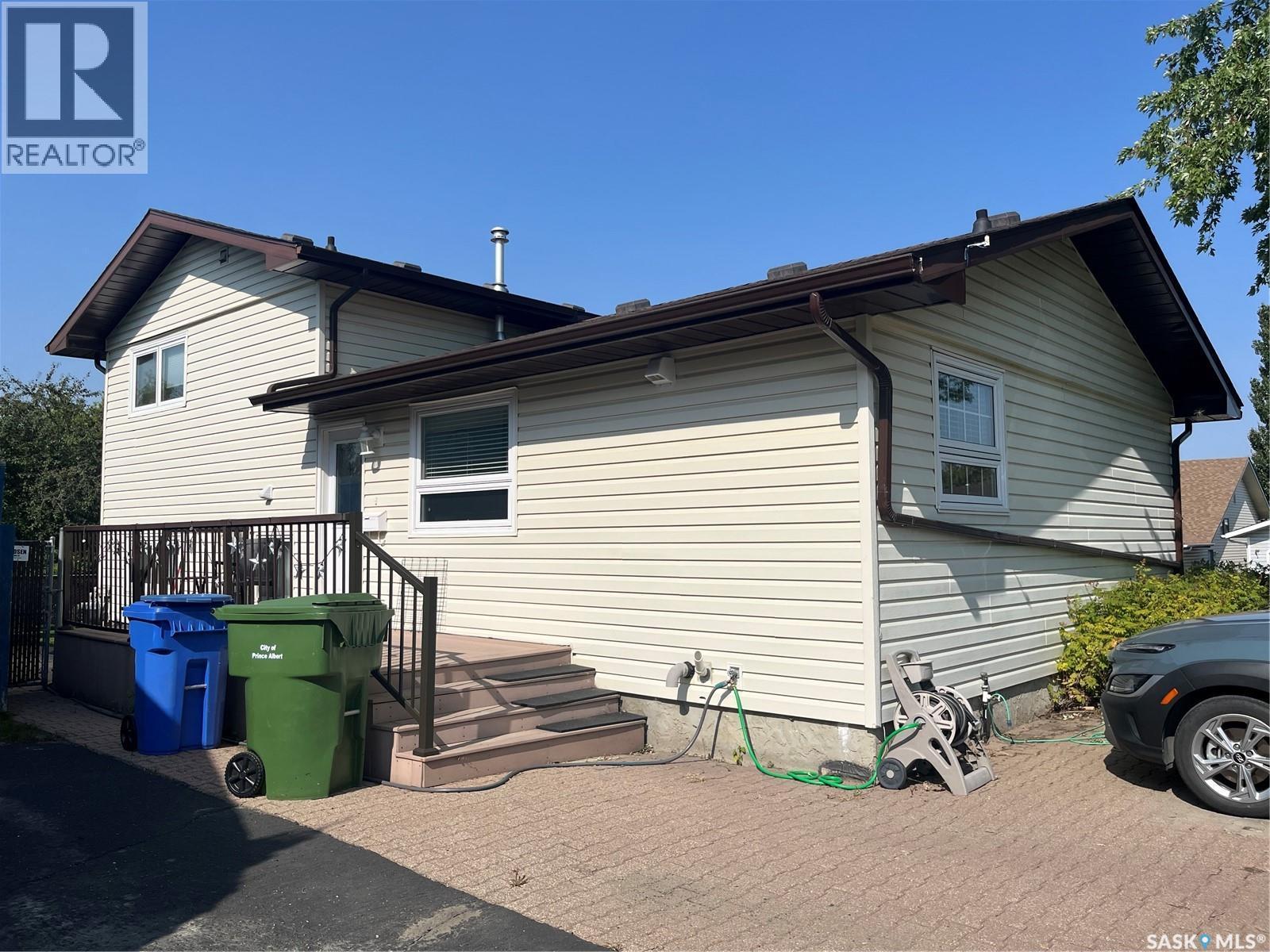 1621 Blackwood Drive, Prince Albert, SK - Outdoor With Exterior