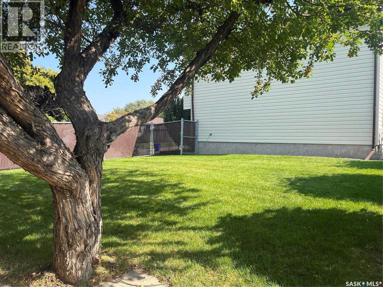 1621 Blackwood Drive, Prince Albert, SK - Outdoor