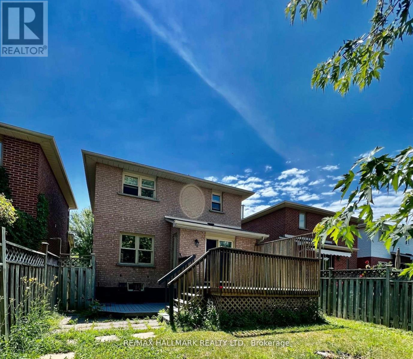 393 Pickering Crescent, Newmarket, ON - Outdoor