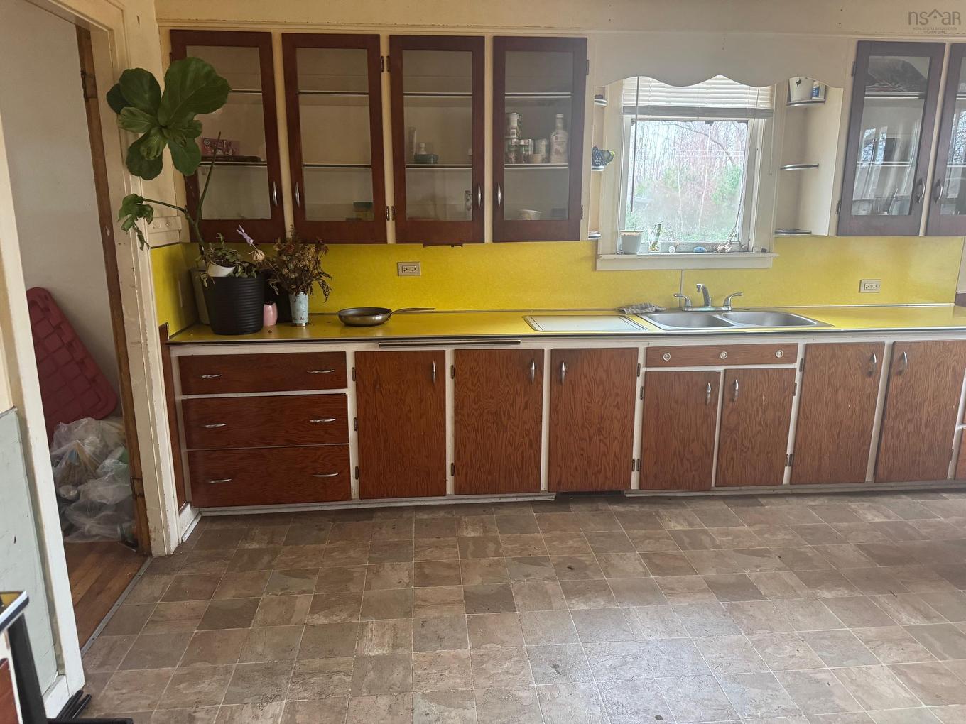 79 Elm Street, Bridgewater, NS