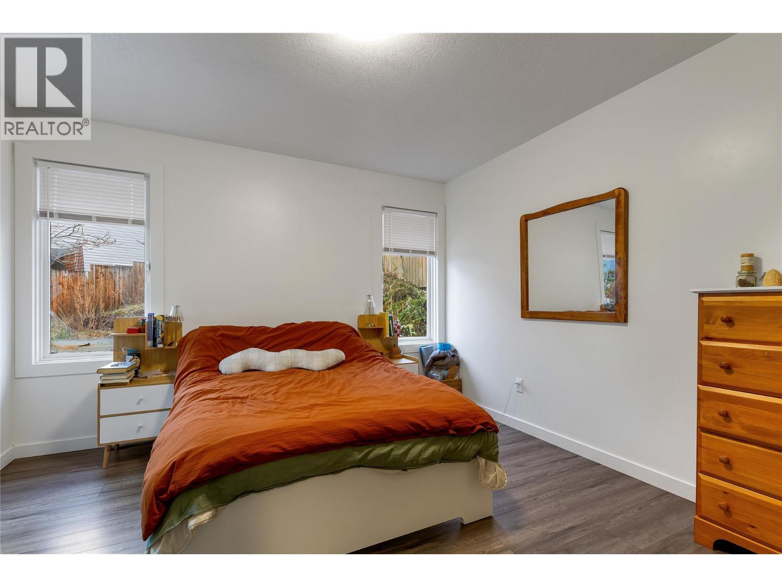 1527 40 Street, Vernon, BC - Indoor Photo Showing Bedroom