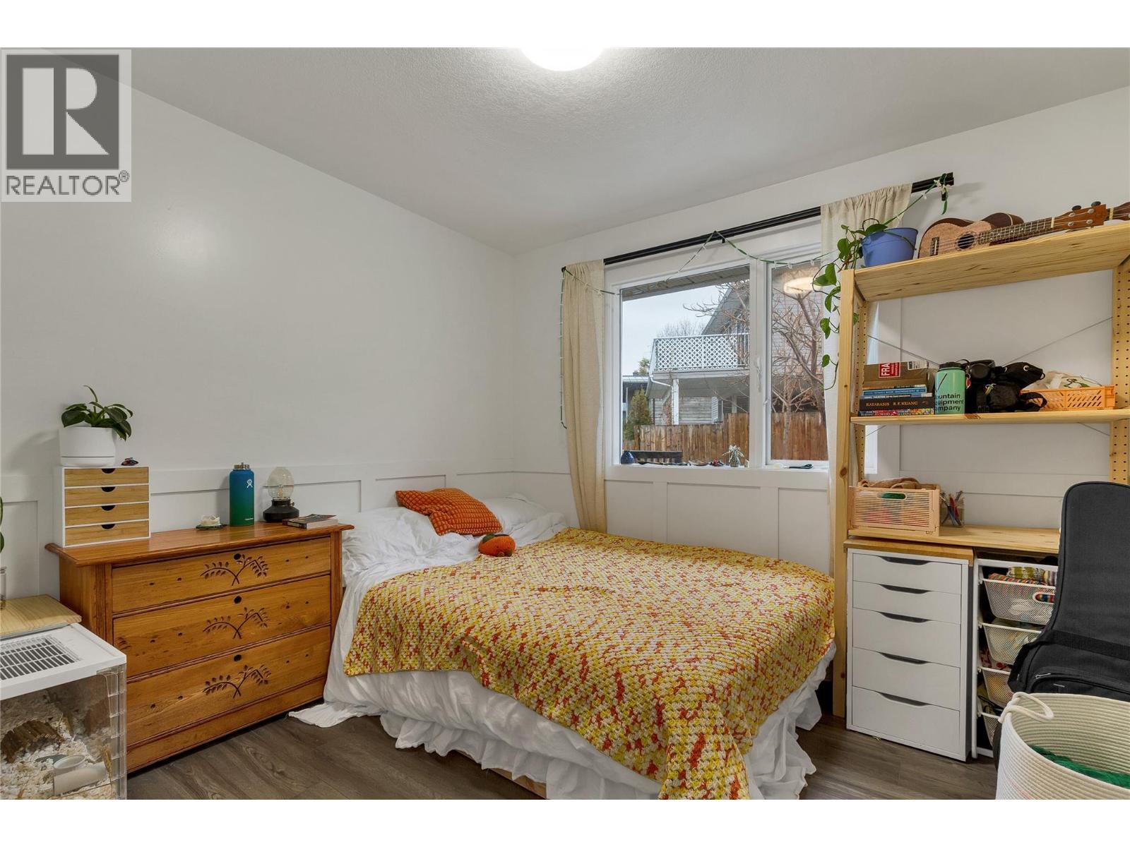 1527 40 Street, Vernon, BC - Indoor Photo Showing Bedroom
