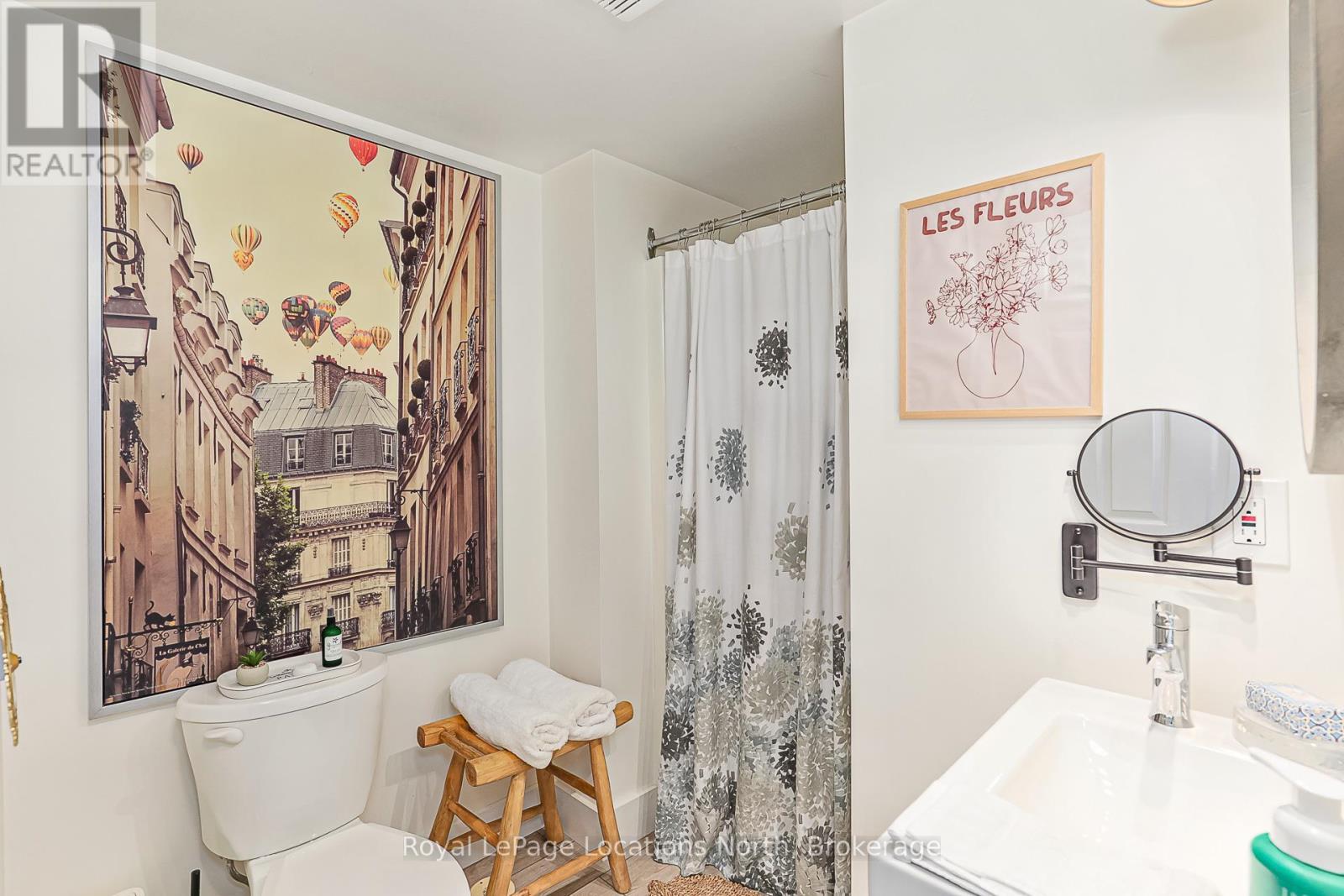 13 - 5 Harbour Street E, Collingwood, ON - Indoor Photo Showing Bathroom