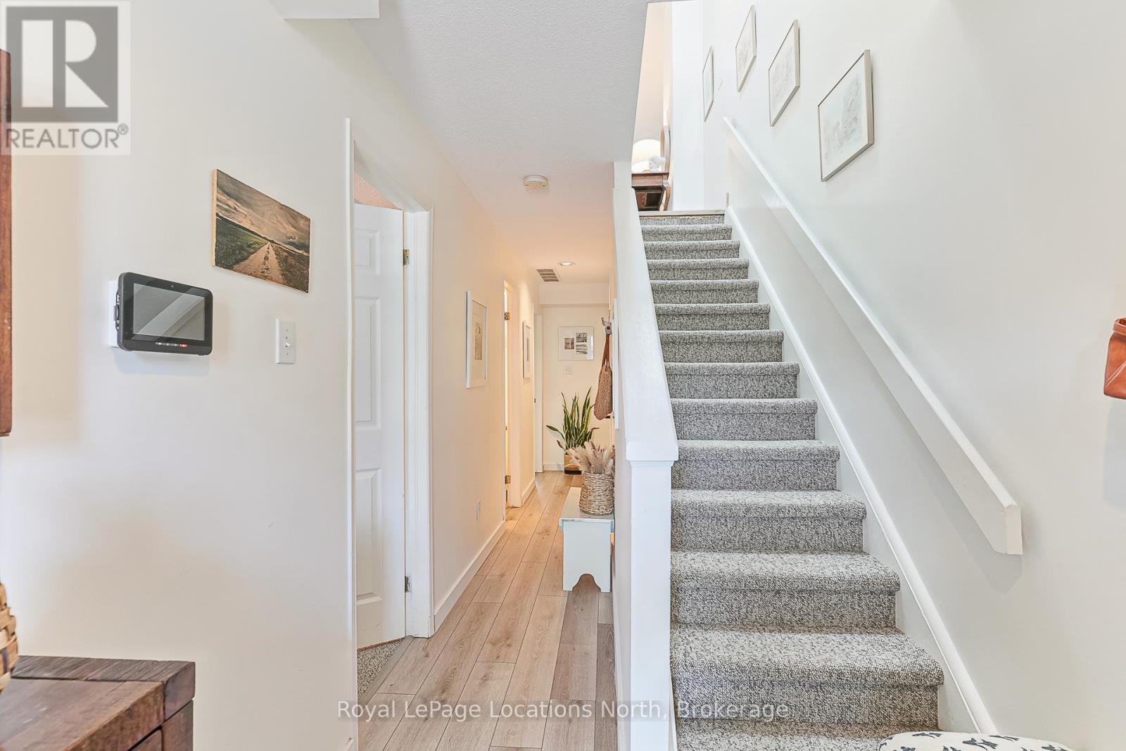 13 - 5 Harbour Street E, Collingwood, ON - Indoor Photo Showing Other Room