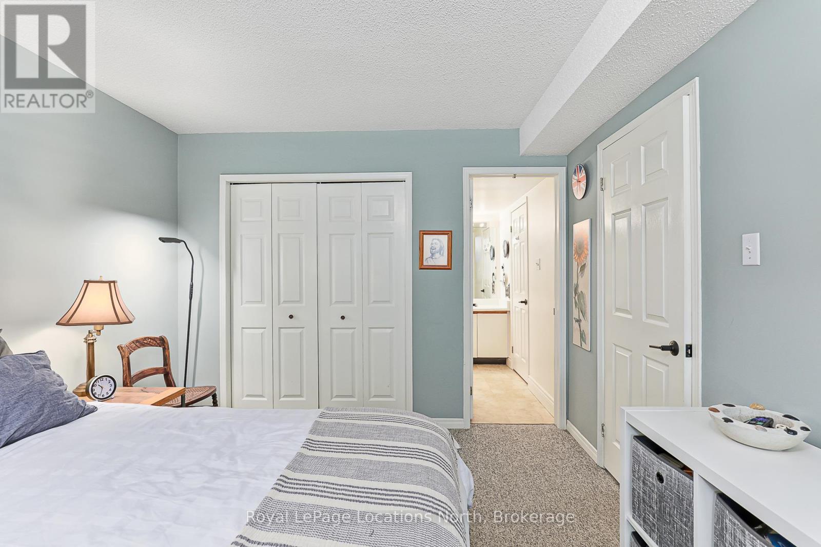 13 - 5 Harbour Street E, Collingwood, ON - Indoor Photo Showing Bedroom