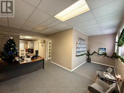 Full Time Tenant in Commercial Unit C -