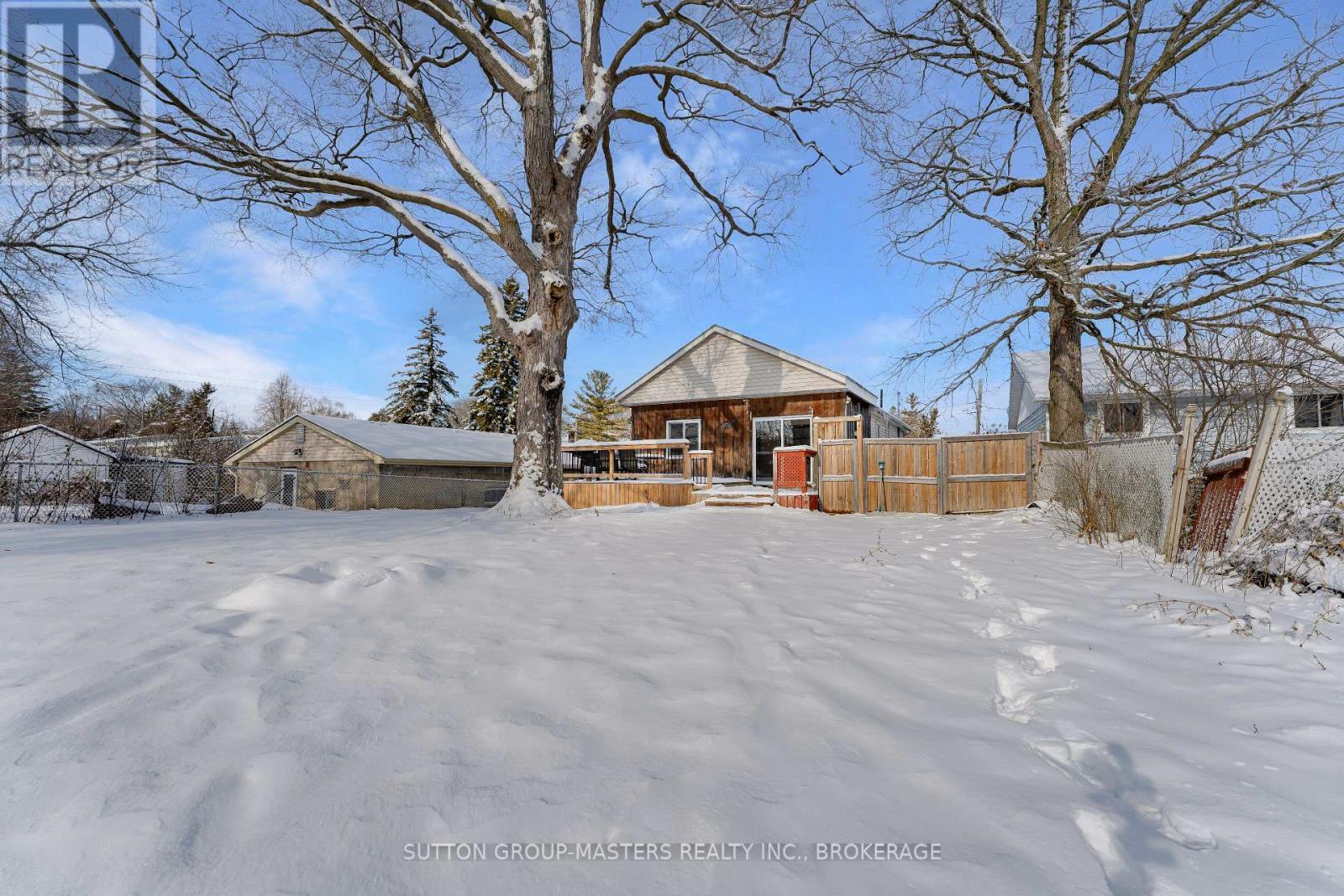 18 Greer Street, Kingston (Rideau), ON - Outdoor