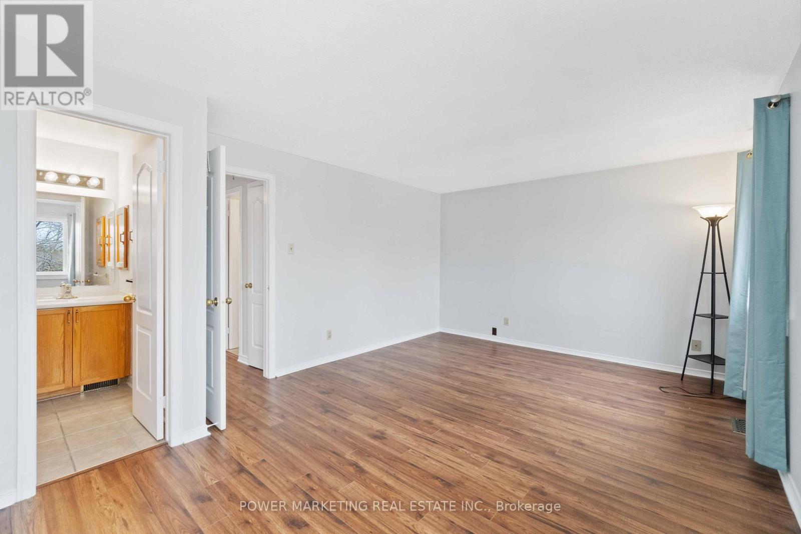 1904 Summerfields Crescent, Ottawa, ON - Indoor Photo Showing Other Room