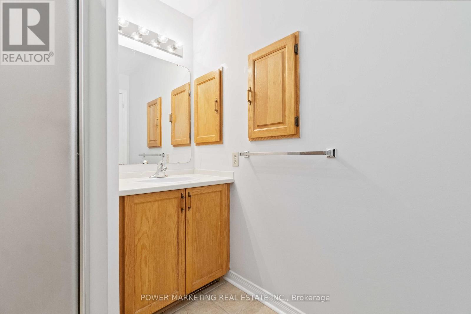 1904 Summerfields Crescent, Ottawa, ON - Indoor Photo Showing Bathroom
