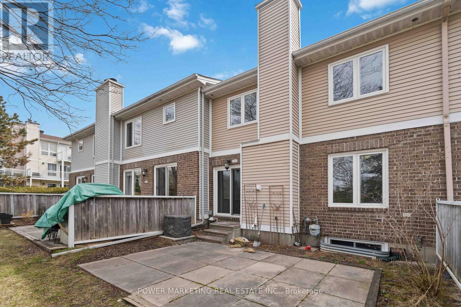 1904 Summerfields Crescent, Ottawa, ON - Outdoor With Exterior