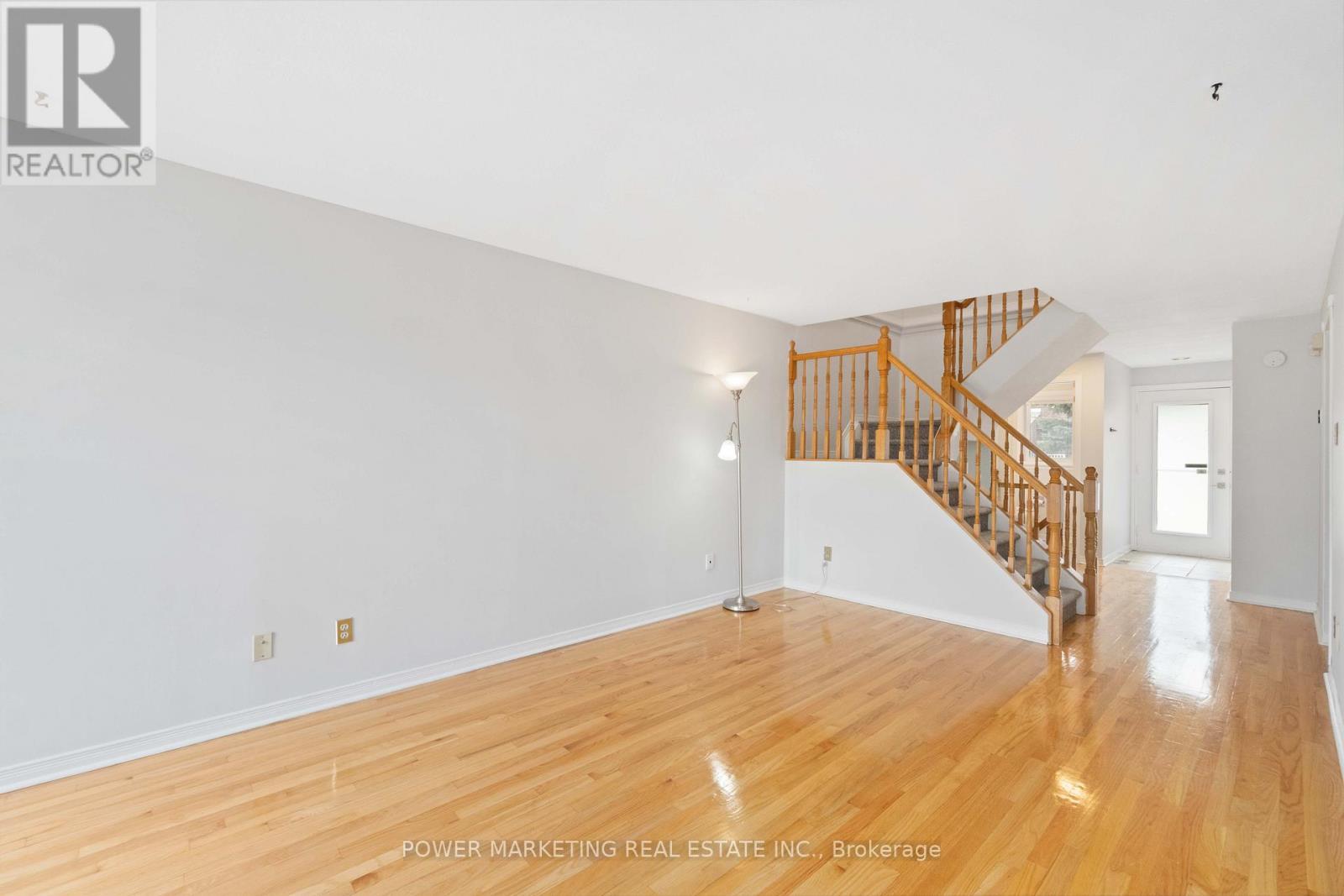 1904 Summerfields Crescent, Ottawa, ON - Indoor Photo Showing Other Room