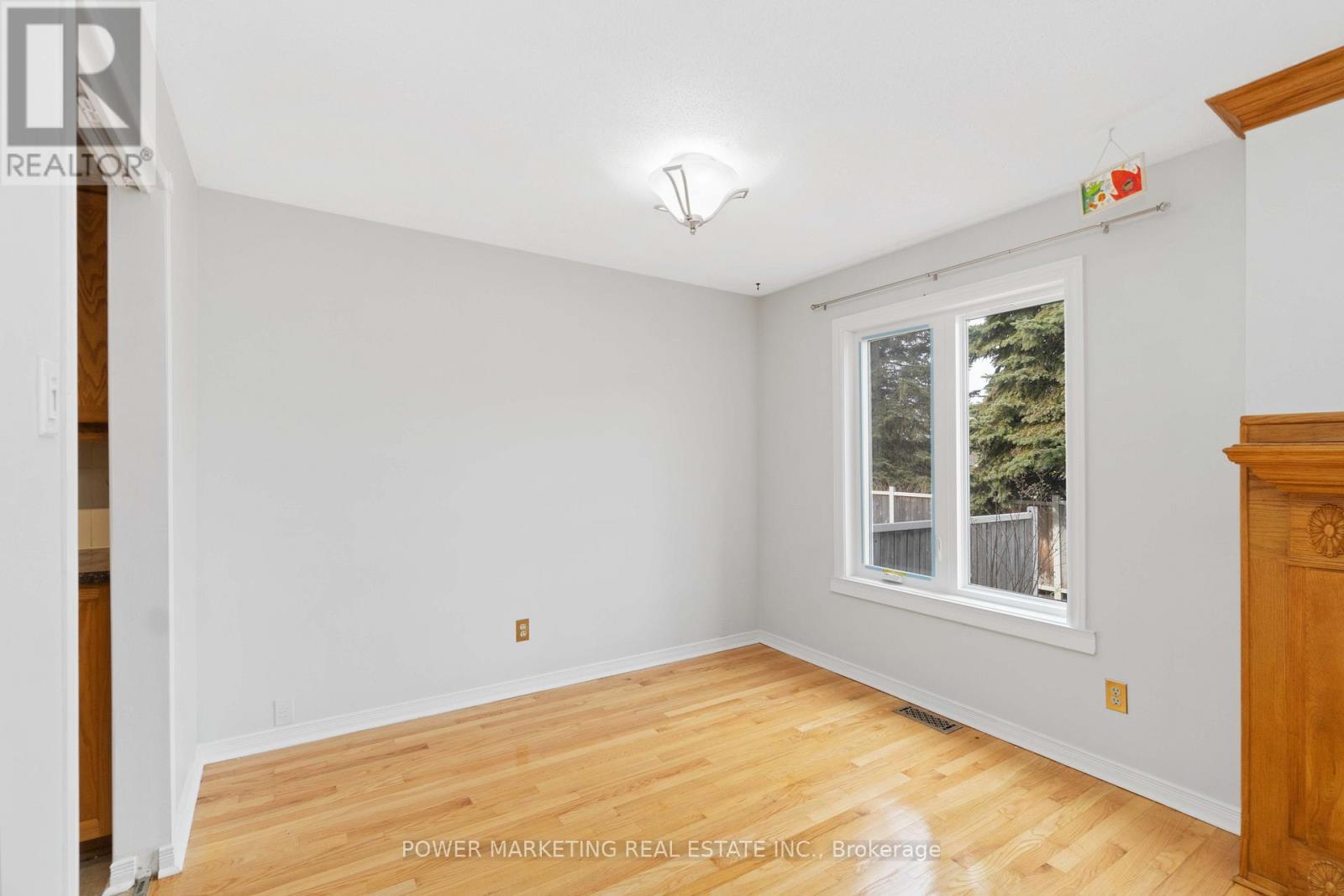 1904 Summerfields Crescent, Ottawa, ON - Indoor Photo Showing Other Room