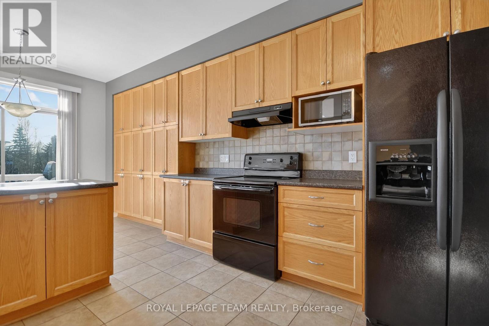 Kitchen - 59 Polo Lane, Ottawa, ON - Indoor Photo Showing Kitchen