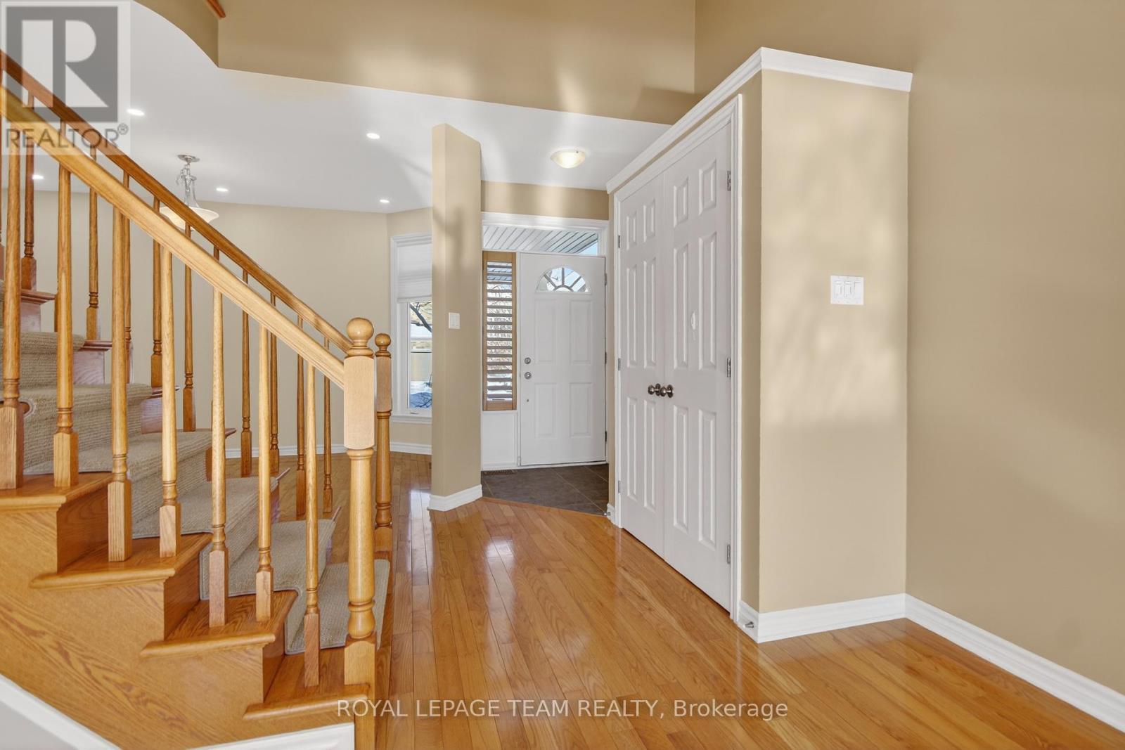 FOyer - 59 Polo Lane, Ottawa, ON - Indoor Photo Showing Other Room