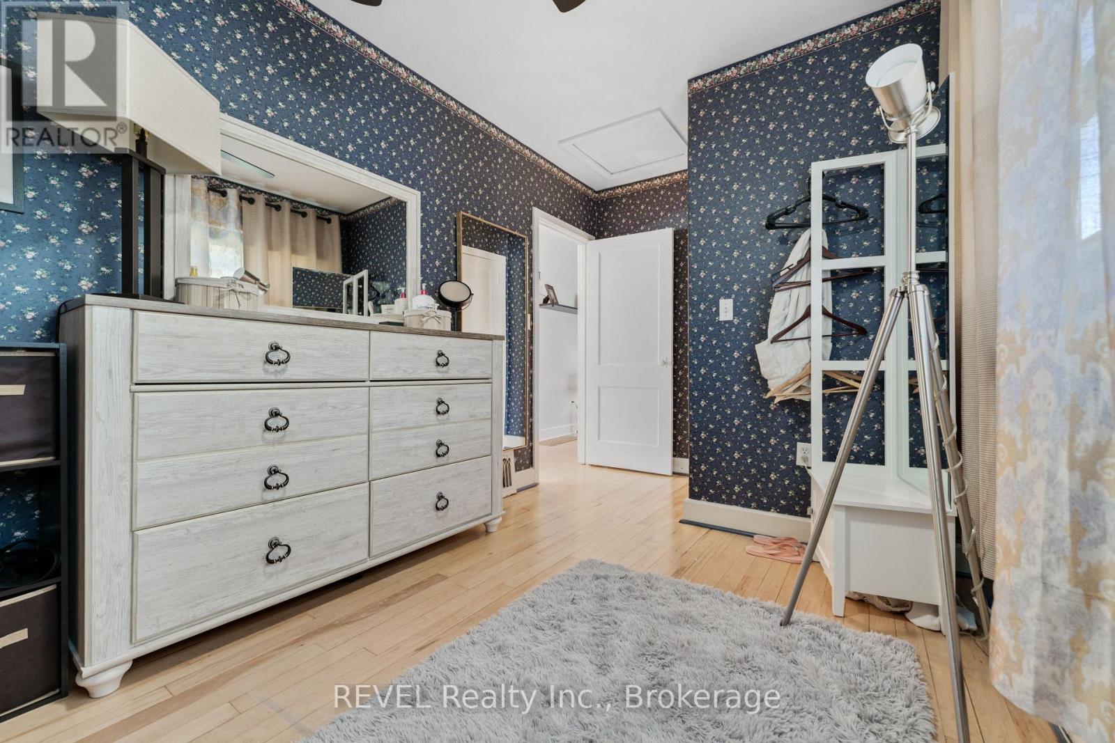 7962 Booth Street, Niagara Falls (Ascot), ON - Indoor