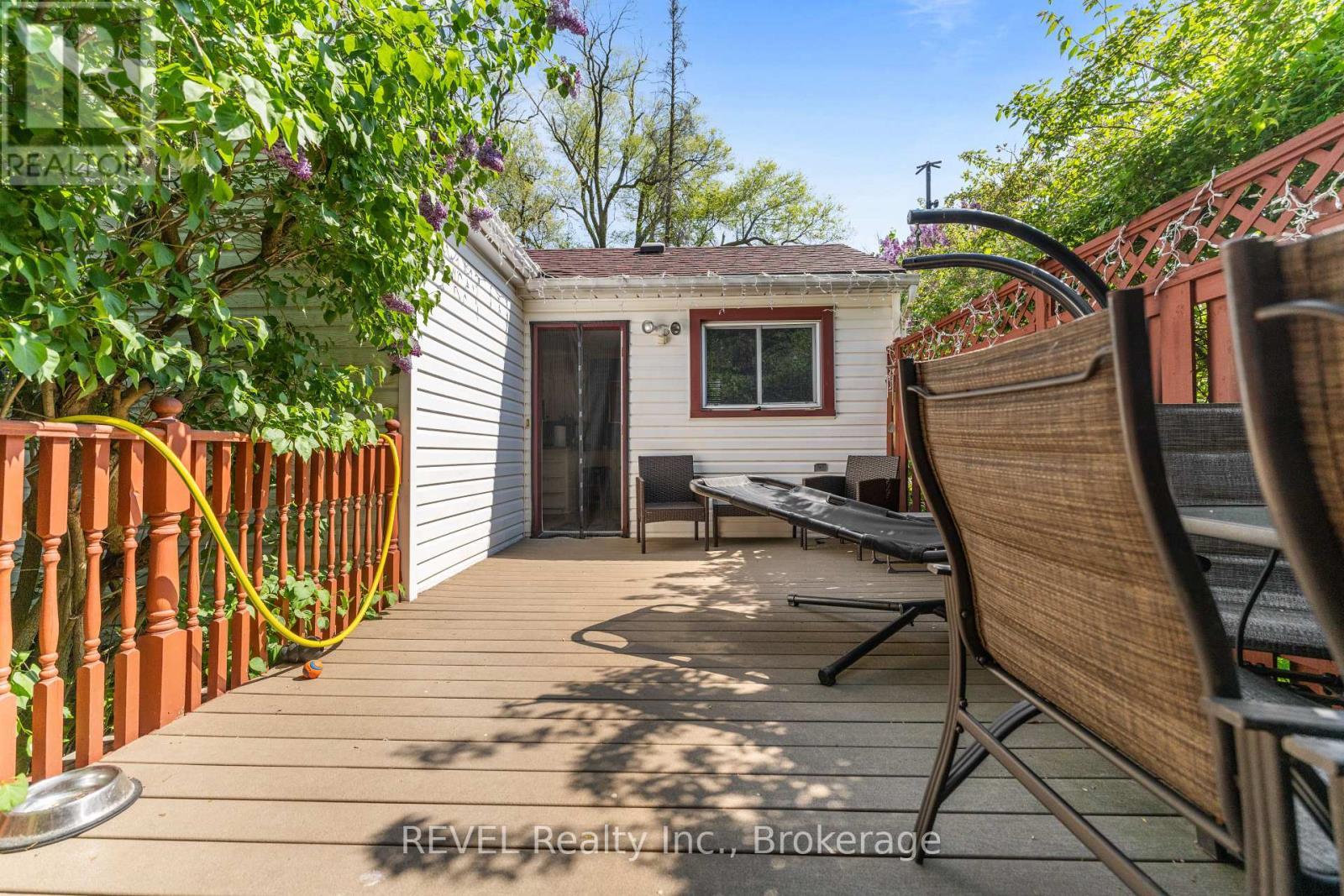 7962 Booth Street, Niagara Falls (Ascot), ON - Outdoor With Exterior