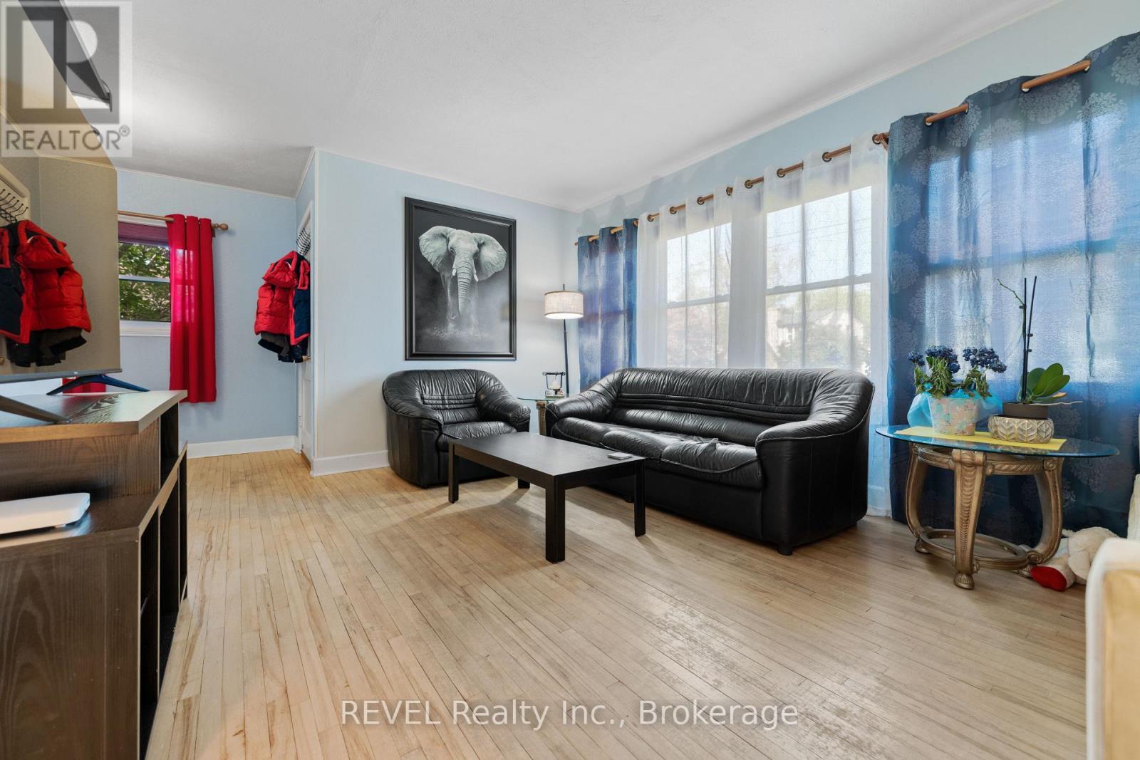 7962 Booth Street, Niagara Falls (Ascot), ON - Indoor