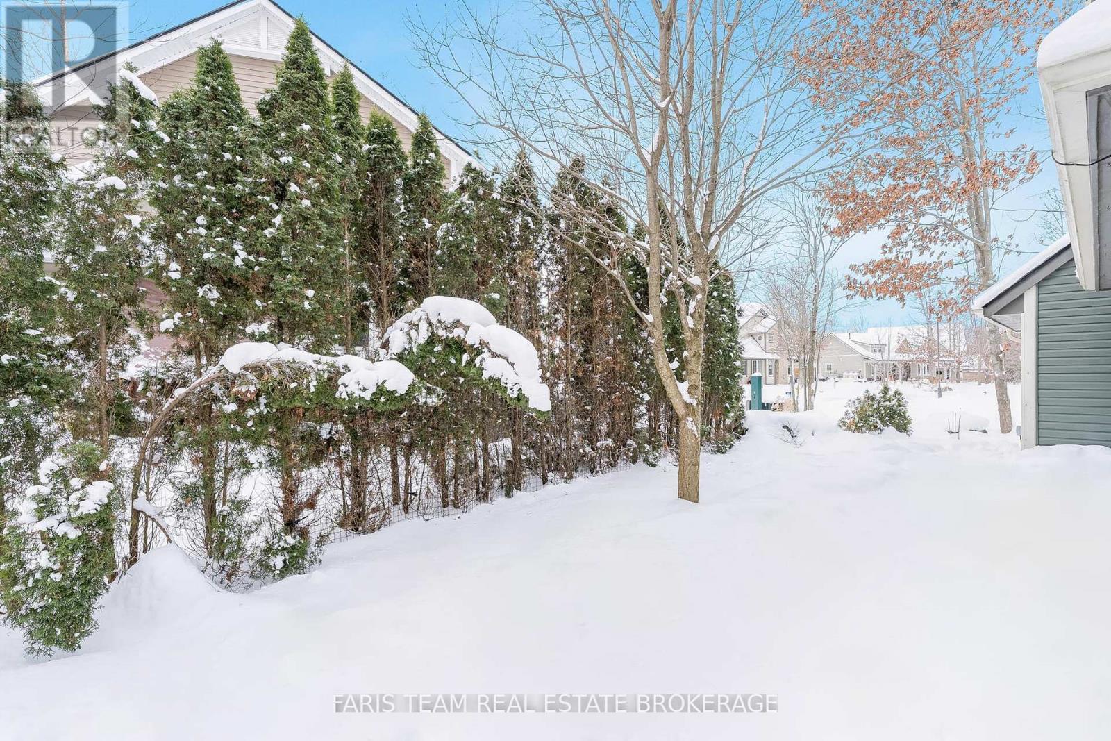 44 Marina Village Drive, Georgian Bay, ON - Outdoor