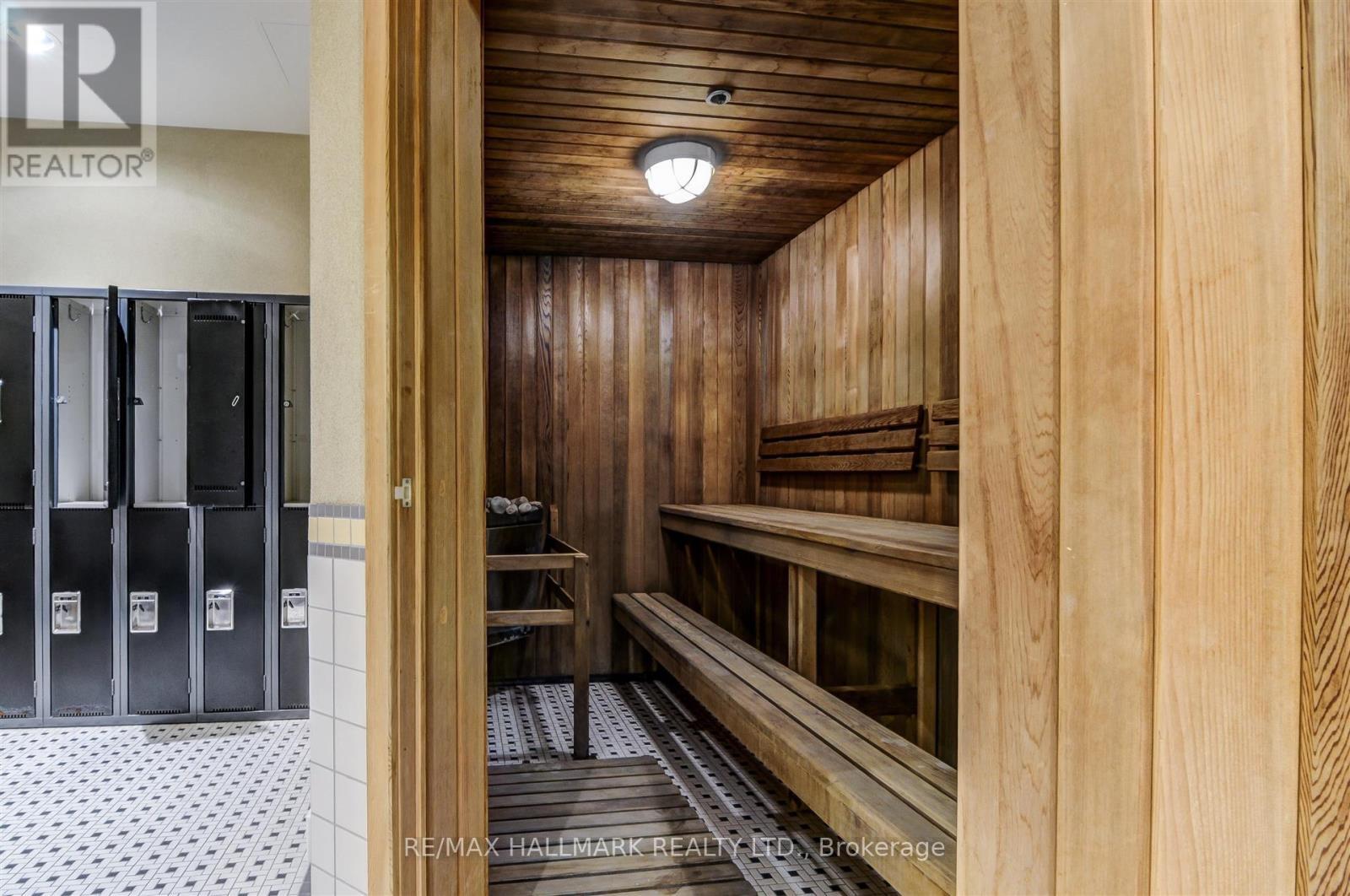 102 - 319 Merton Street, Toronto, ON - Indoor Photo Showing Other Room