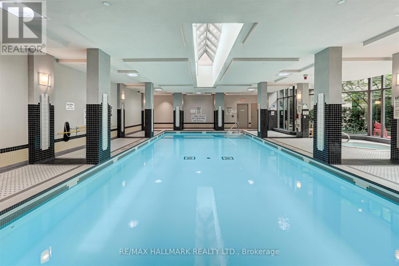 102 - 319 Merton Street, Toronto, ON - Indoor Photo Showing Other Room With In Ground Pool