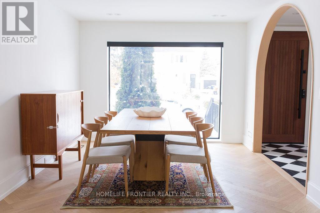 127 Glenvale Boulevard, Toronto, ON - Indoor Photo Showing Dining Room