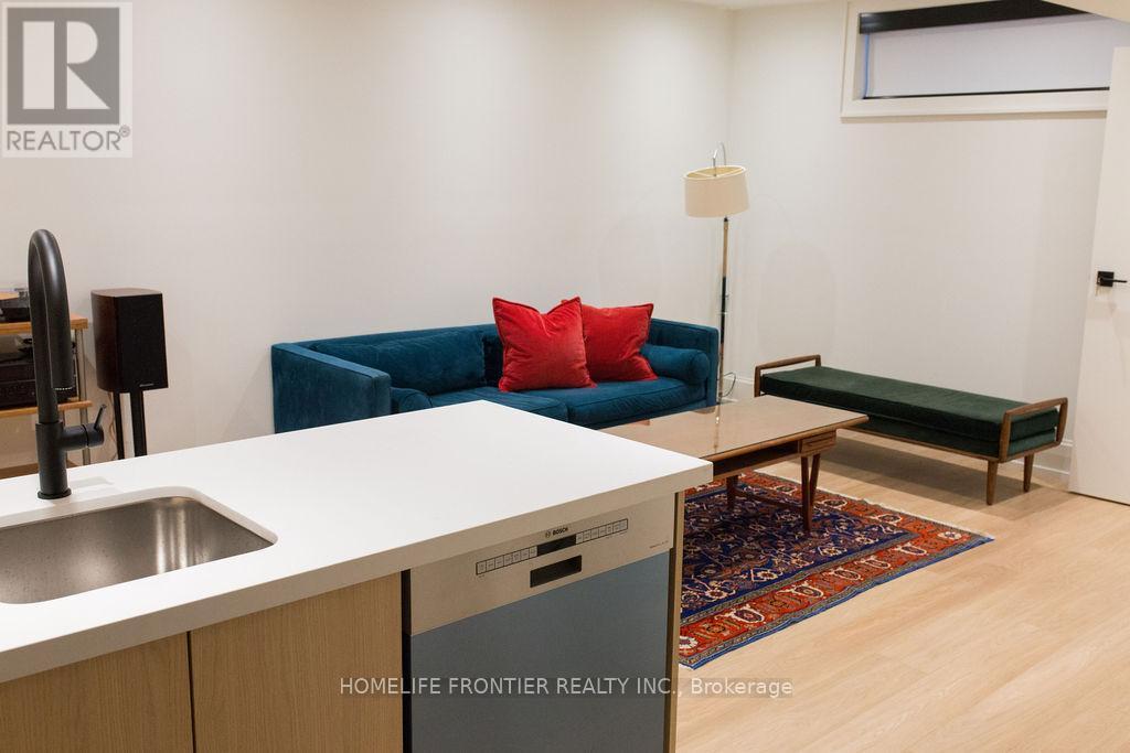 127 Glenvale Boulevard, Toronto, ON - Indoor