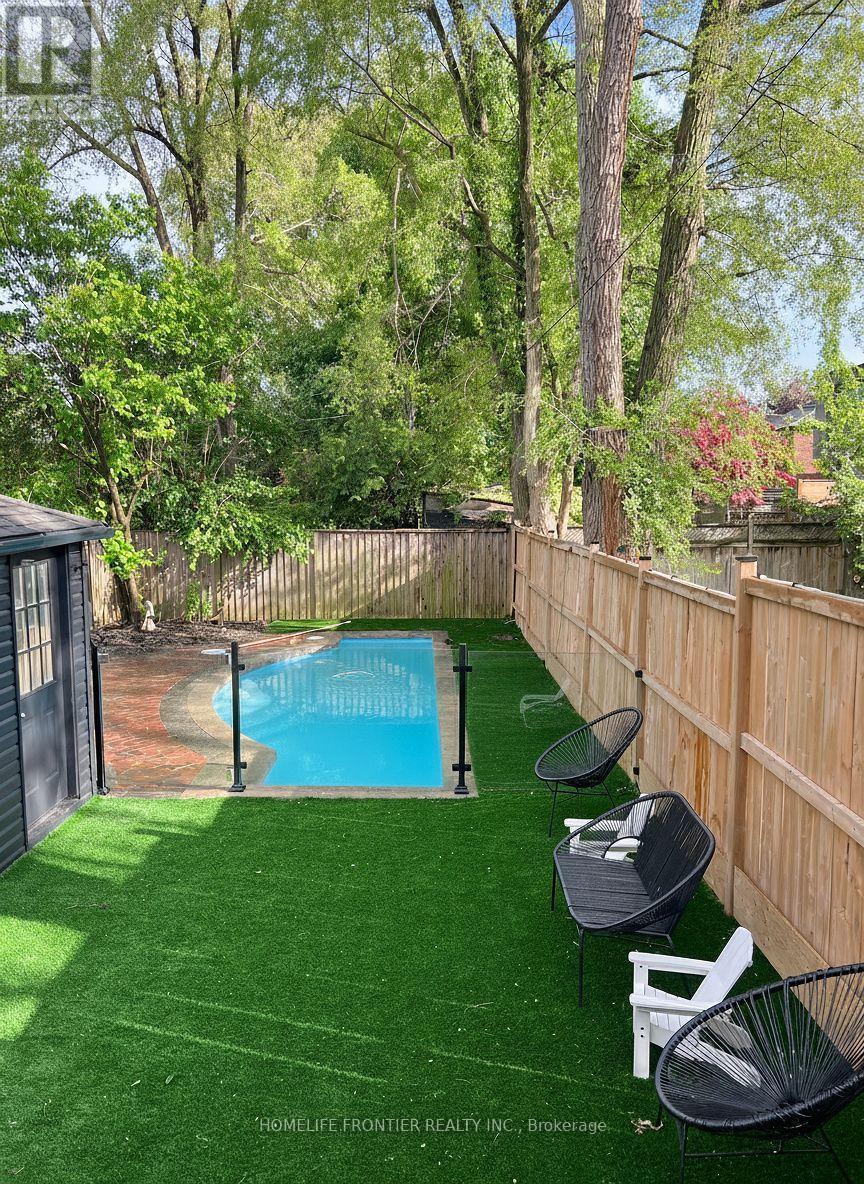 127 Glenvale Boulevard, Toronto, ON - Outdoor With In Ground Pool With Backyard