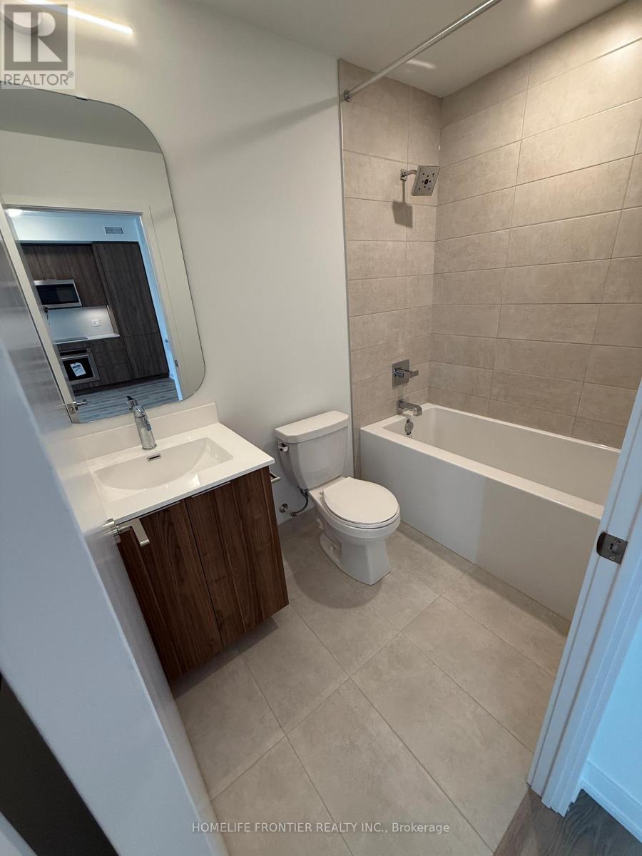 1317 - 15 Richardson Street W, Toronto, ON - Indoor Photo Showing Bathroom