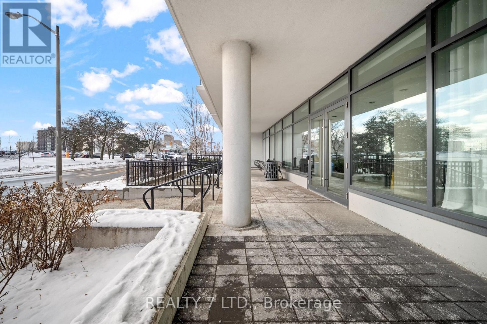 1207 - 128 Fairview Mall Drive, Toronto, ON - Outdoor